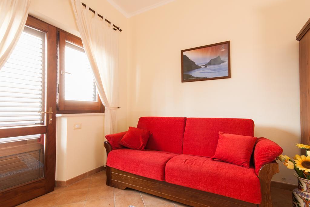 Casa Vacanze S. Marco Valderice Camera foto