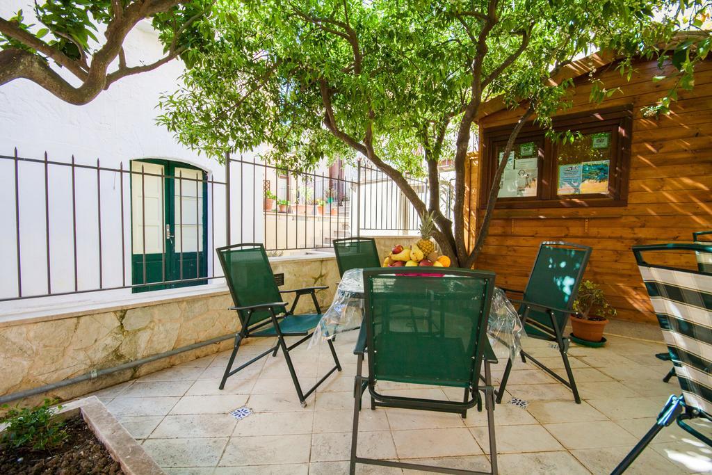 Casa Vacanze S. Marco Valderice Esterno foto