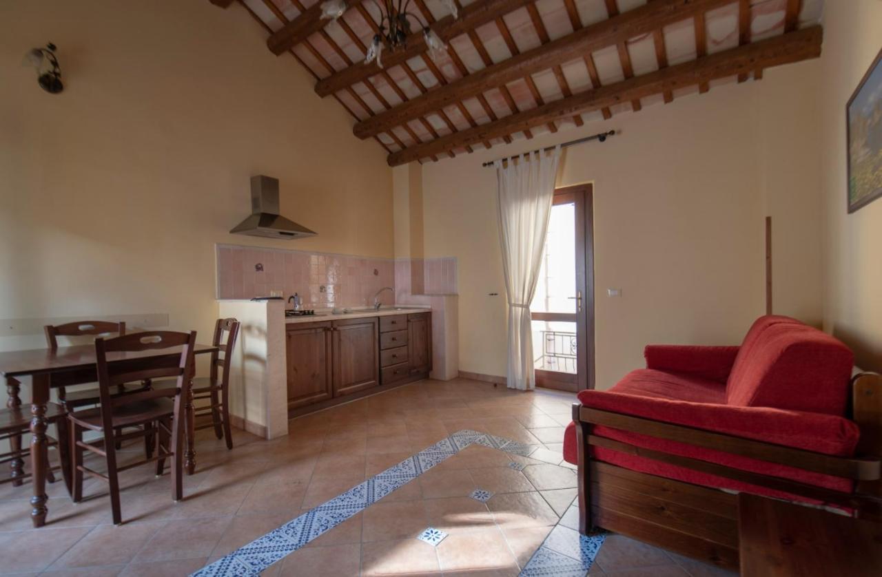Casa Vacanze S. Marco Valderice Esterno foto